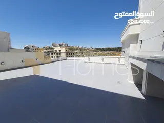  12 روف طابقي باطلالة عالية للبيع في طريق المطار بمساحة بناء اجمالية 391م