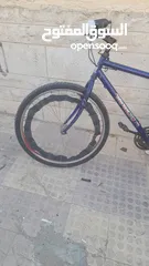  4 بسكليت للبيع بسعر طري