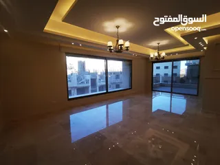  1 شقة فارغة للإيجار في دير غبار /مساحة 240م طابق ثاني / فاخرة جداً