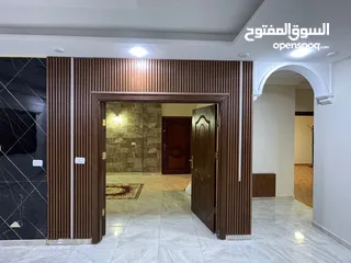  6 شقة فارغة للايجار في شفا بدران 3 نوم 320