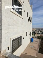  11 بيت للبيع كاش