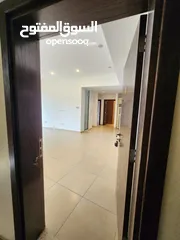  10 شقة استثمارية فارغة للبيع أو للإيجار - ref : 14589