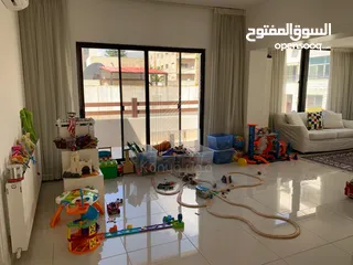  6 Luxurious Villa For Rent In Dair Ghbar