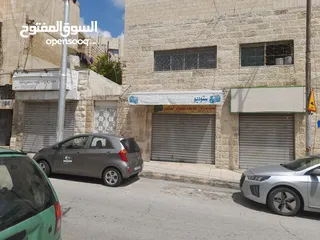  13 مجمع تجاري لقطة للبيع في جبل الحسين مقابل الاحوال المدنية مع شقتين ارضيات
