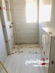  5 بلاط.........
