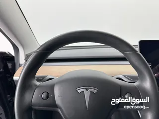  14 Tesla model 3 (Long Range) 2019