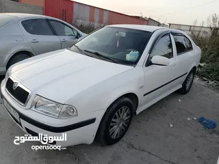  3 سكودا اوكتافيا 2001