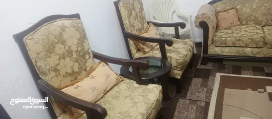  2 طقم كنب للبيع خشب زان ثقيل مع طقم طاولات زان ثقيل