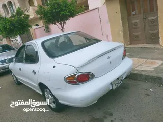  4 هونداي افانتي