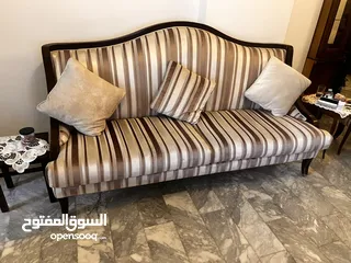  1 طقم كنب للبيع