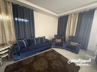  4 اثاث للبيع