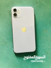  3 I phone 11 128 GB ايفون 11 وارد المانيا 128 جيجا بيت  بة كسر في الاسكرينة لا يؤثر علي في الشغل علية