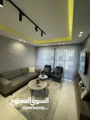  5 شقة مفروشة بعفش مميز  لم تسكن في أجمل مناطق عبدون
