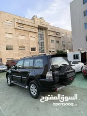  3 باجيرو 2013 فل ابشن بحالة الشركه