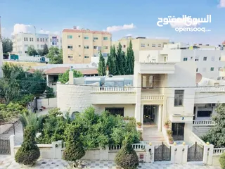 2 من المالك 3نوم مكيفة نظيفة مطلة مخدومة