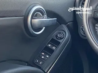  23 فيات سي 500اكس 2016 FIAT C500X