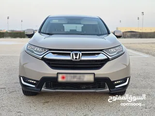  1 2018 Honda Crv touring 2.5 AWD 1 owner