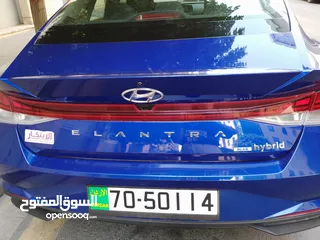  4 Golden Drive have blue Hyundai Elentra 2022 للأيجار