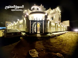  2 اجمل قصر ملكي في اليمن للبيع بسعر مناسب للتواصل