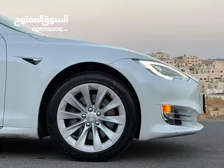  34 Tesla Model S Long Range Plus 2020 White interior