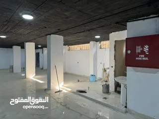  10 تسوية تجارية للإيجار مساحة 400 متر على شارع اربد الحصن الرئيسي بجانب كازية عاشور