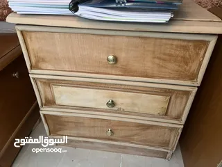  4 غرفة نوم بدون خزانة