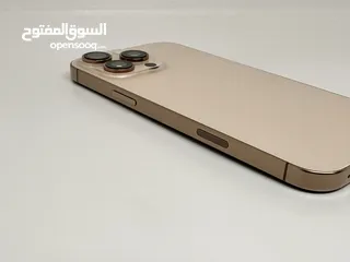  16 iPhone 16 Pro Max مشحون 17 مرة فقط شبه جديد