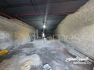  3 روف تجاري مع ترس للايجار في خلدا , بمساحة إجمالية 223م