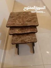  1 طاولات سيرفس شبه جديد عدد3
