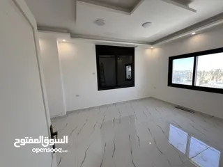  6 عمارة للبيع أربع شقق طابقية مساحة الشقة 148 متر في ماركا الشمالية قرية خالد بن الوليد