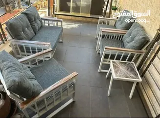  20 اطقم مودرن للحدائق حديد و راتان ومراجيح ثلاثية و عش البلبل وطاولات سفرة من الحديد الصلب