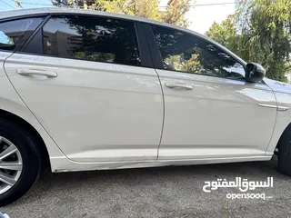  17 Volkswagen E-Lavida 2019