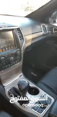  25 جيب جراند شيروكي 2016 ليمتد فحص كامل بانوراما  لون مميز جدآ واضح ممشى قليل  Jeep  4x4