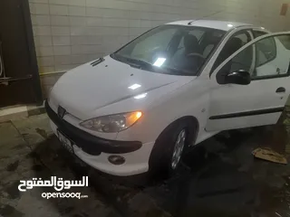  15 بيجو 206 2010 سيدان للبيع بشكل مستعجل