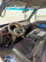  14 باص هيونداي H-100 مستعمل موديل 2001 ماتور 27 للبيع