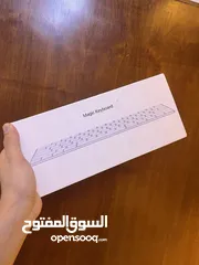 1 Apple Magic Keyboard
