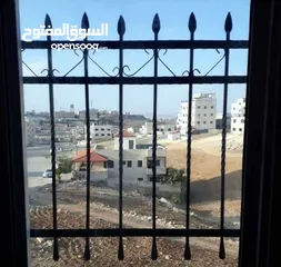  14 عماره 3 طوابق للبيع /ماركا الشماليه