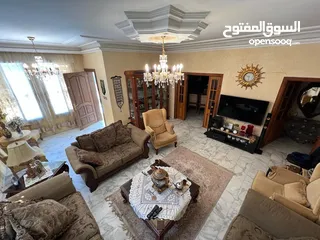  6 دابوق فيلا مستقله فلات موقع مميز مقابل حدائق الحسين وقرب ستي مول