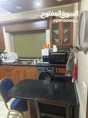  7 شقة ارضية للبيع في خلدا .
