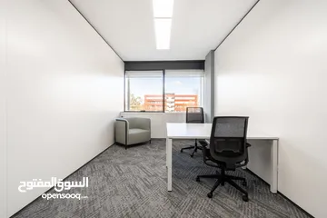  4 Private office space for 1 person in Muscat, Al Fardan Heights