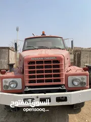  2 نيسان ديزل يو دي تنكر