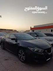  2 Nissan Maxima 2017