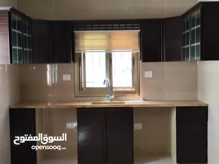  17 تأجير شقة غير مفروشة