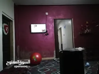  2 بيتين للبيع وبسعر مغري جدا جداامساحة الارظ دونم مساحة كل بيت تقريبا 150+ديوان خارجي +بستان +بير مياه