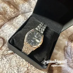  1 ساعه سيكو جداً نظيفه للبيع مقاس 32 تقريبا ‏ Seiko 7S26-01V0 لون ازرق غامق