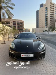  4 Porshe Panmera S