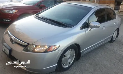  11 هوندا سيفيك هايبرد 2007 دهان وكالة جديد بتمشي 350 كيلو بالتنكة.