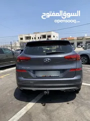  7 hyundai tucson
