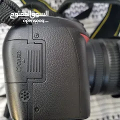  5 كاميرا نيكون D90