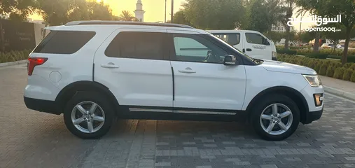  4 Ford Explorer 2016 4x4